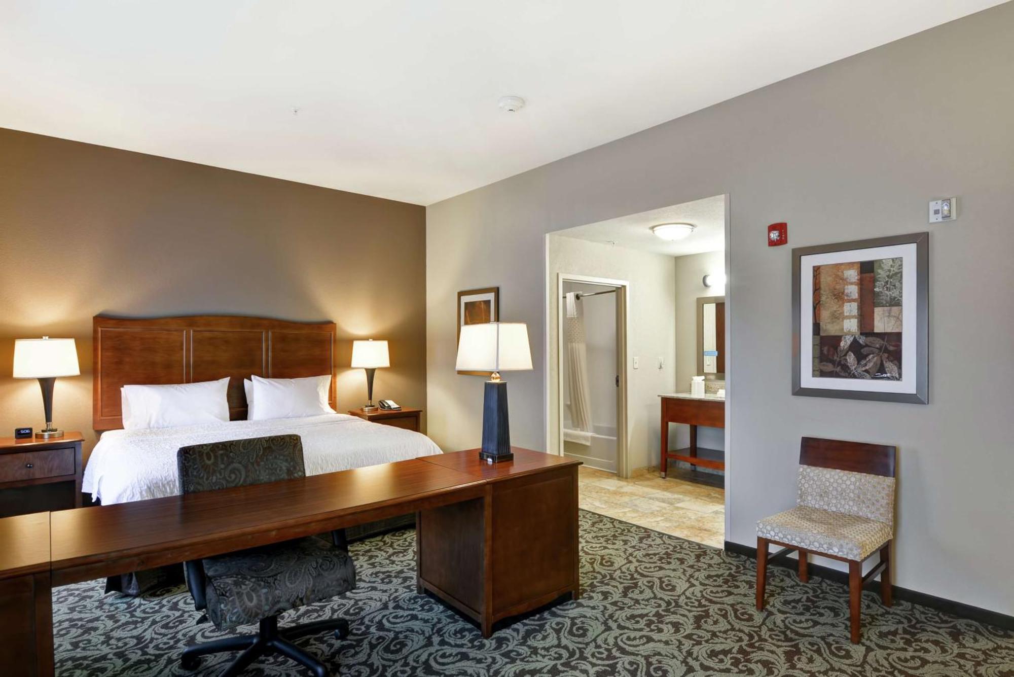 Hampton And New Hartford/utica 3* New Hartford